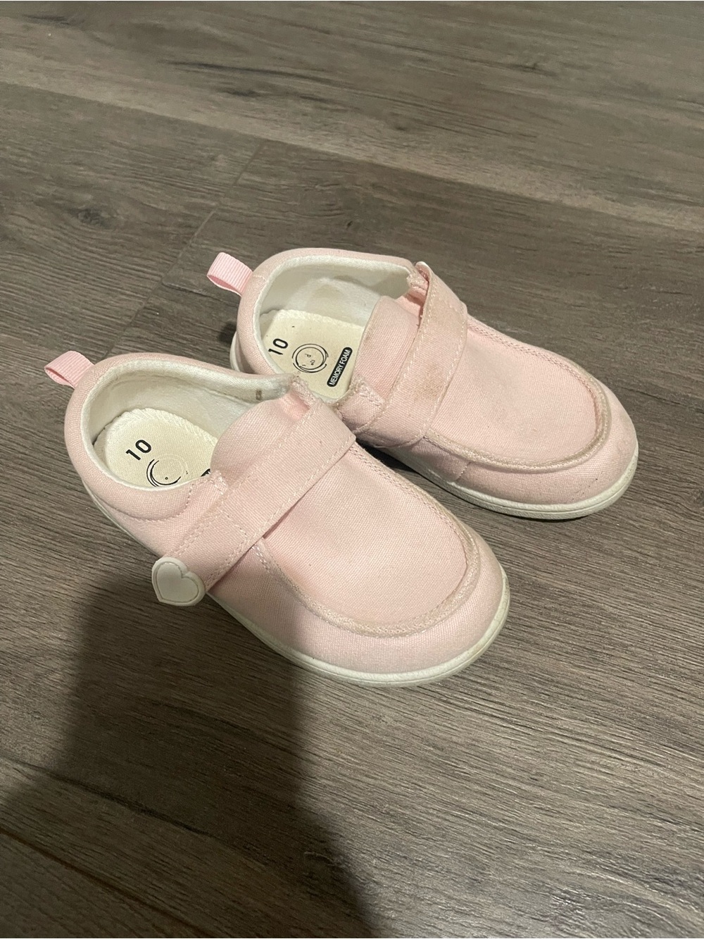 Kids Pink Heart Strap Slip-On Shoes